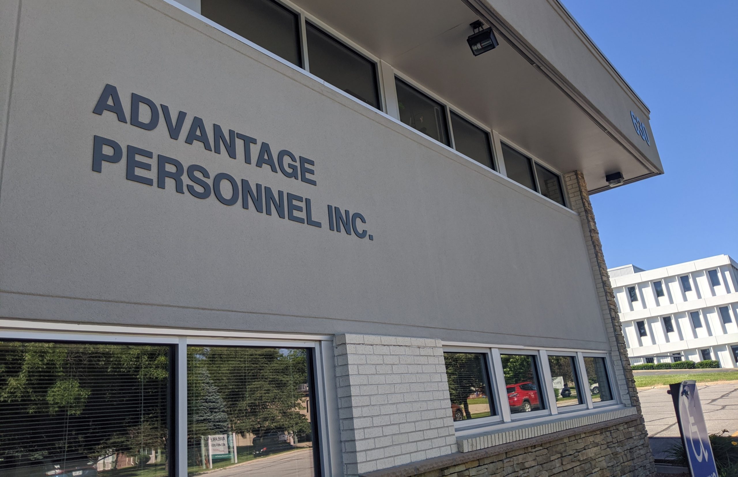 ABOUT US - Advantage Personnel